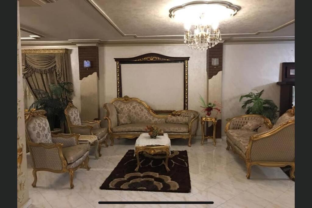 Royal Pyramids Palace Residence Каир Экстерьер фото