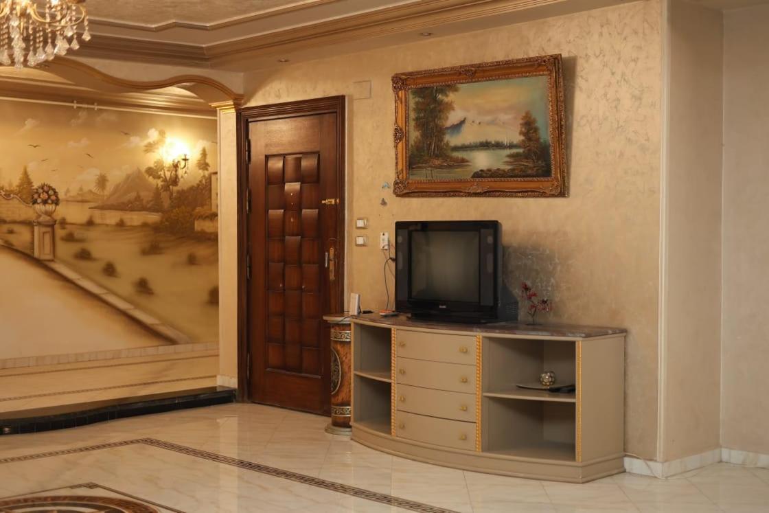 Royal Pyramids Palace Residence Каир Экстерьер фото